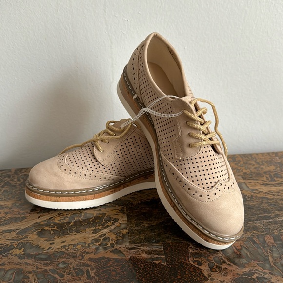 Wanted Shoes - Wanted Oxford Style Taupe Lightweight Espadrille